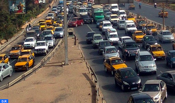 Fin de la grève dans le transport routier : la FSTRS lève son mot d’ordre après des discussions avec l’État