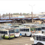 Grève des transporteurs : le bras de fer se durcit et le trafic reste paralysé