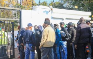 Alerte rouge en Afrique du Sud : Exode massif de milliers de migrants face aux menaces d&rsquo;attaques xénophobes