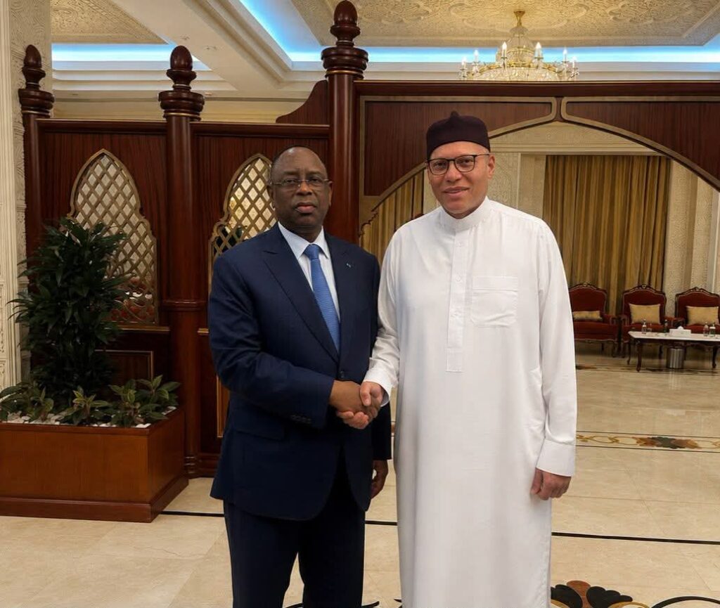 Diplomatie : Macky Sall et Karim Wade se rencontrent à Doha en marge des condoléances à l&rsquo;Émir du Qatar