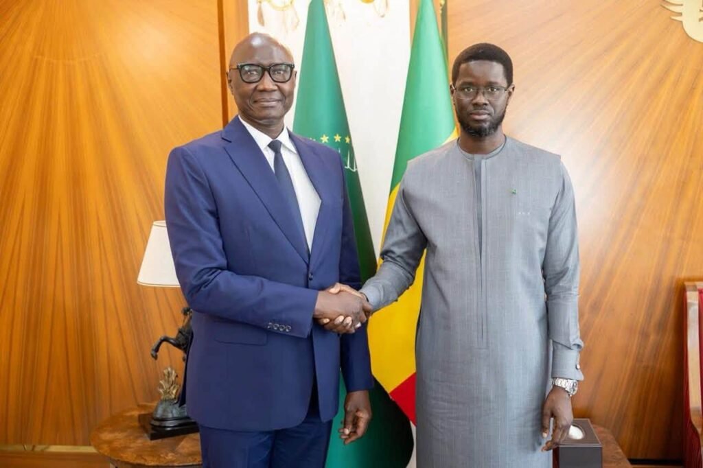 Intégration régionale et défis sécuritaires : Le Président Bassirou Diomaye Faye reçoit le Général Biram Diop au Palais de la République